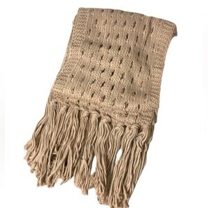 Boutique‎ Long cable knit fringe neutral soft scarf